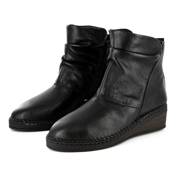 Imfologo : Ladies Leather Wedge Ankle Boot in Black Delta