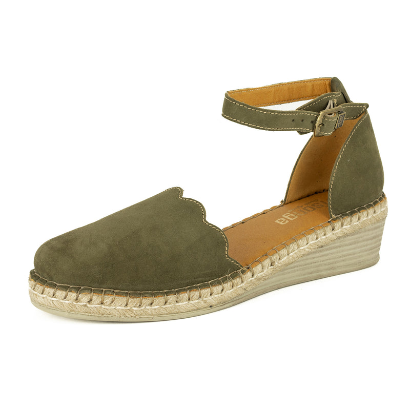 Inkantolo : Ladies Leather Wedge Espadrille in Olive Bilbao Velutto