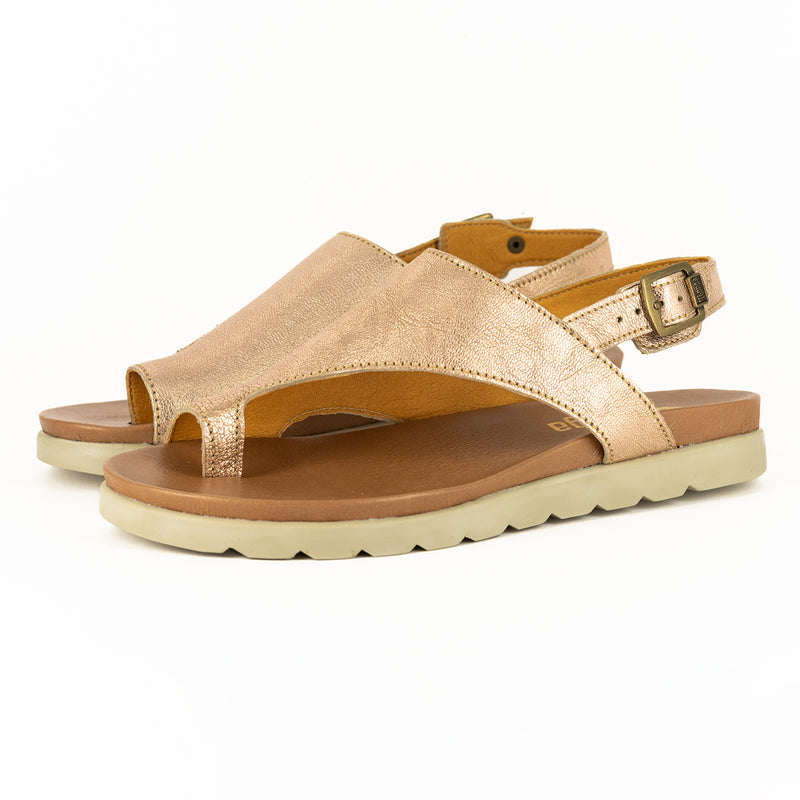 Madalitso : Ladies Leather Sandal in Gold Metallic