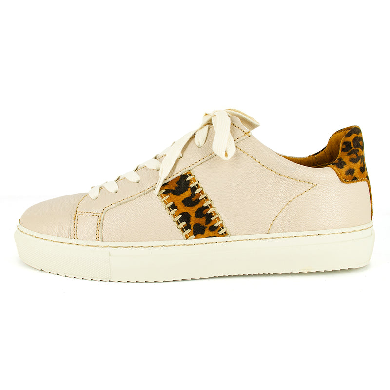 Tripoli : Ladies Leather Sneaker in Cream Cayak & Spotted Lisoto