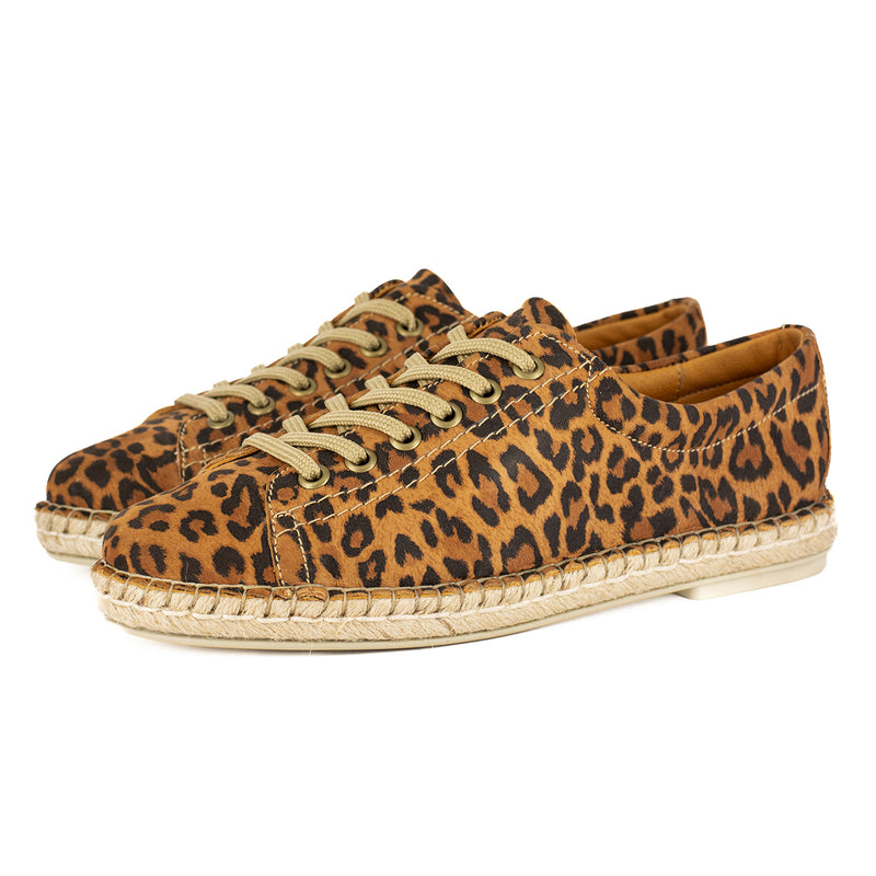 Yebo : Ladies Leather Espadrille Sneaker in Spotted Lisoto