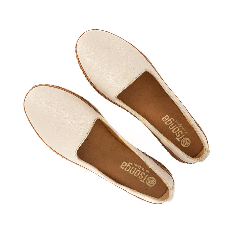 Pongola : Ladies Leather Espadrille Shoe in Cream and Oak Cayak