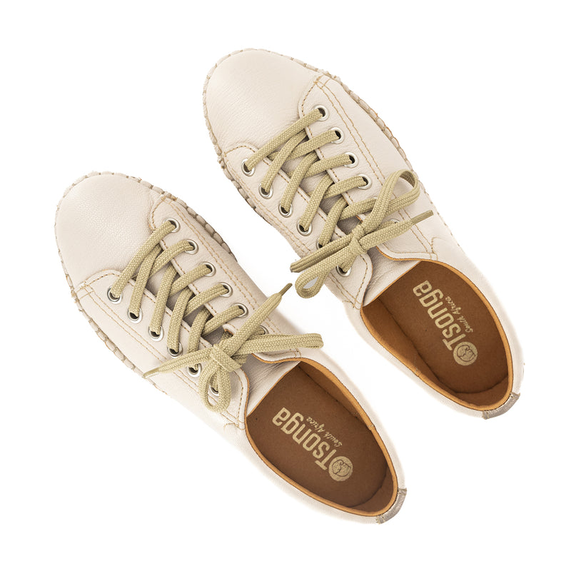 Naledi : Ladies Leather Sneaker in Cream Cayak