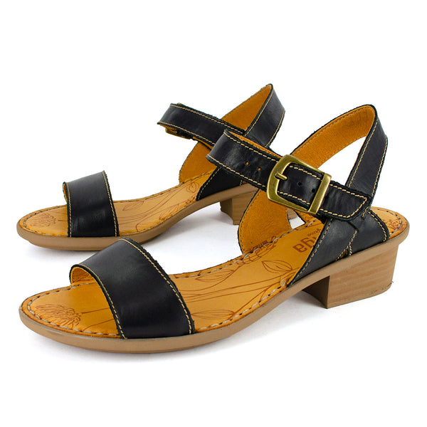 Kangcono : Ladies Leather Sandal in Black Relaxa