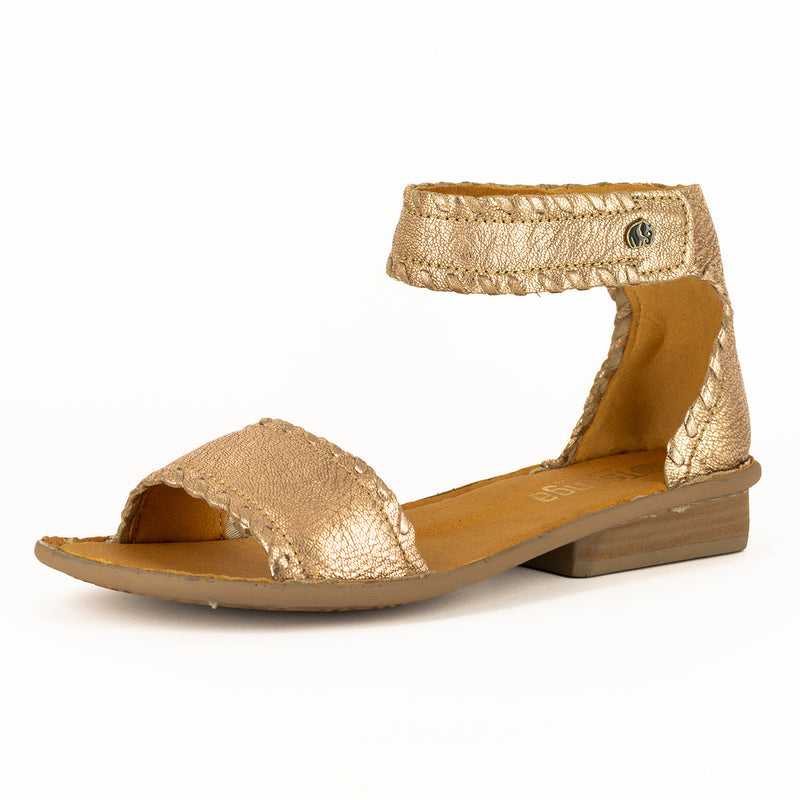 Thushana : Ladies Leather Sandal in Gold Metallic