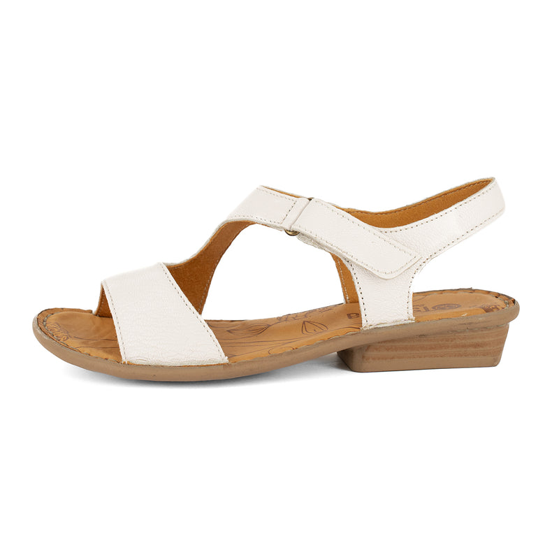 Bazaruto : Ladies Leather Sandal in White Cayak