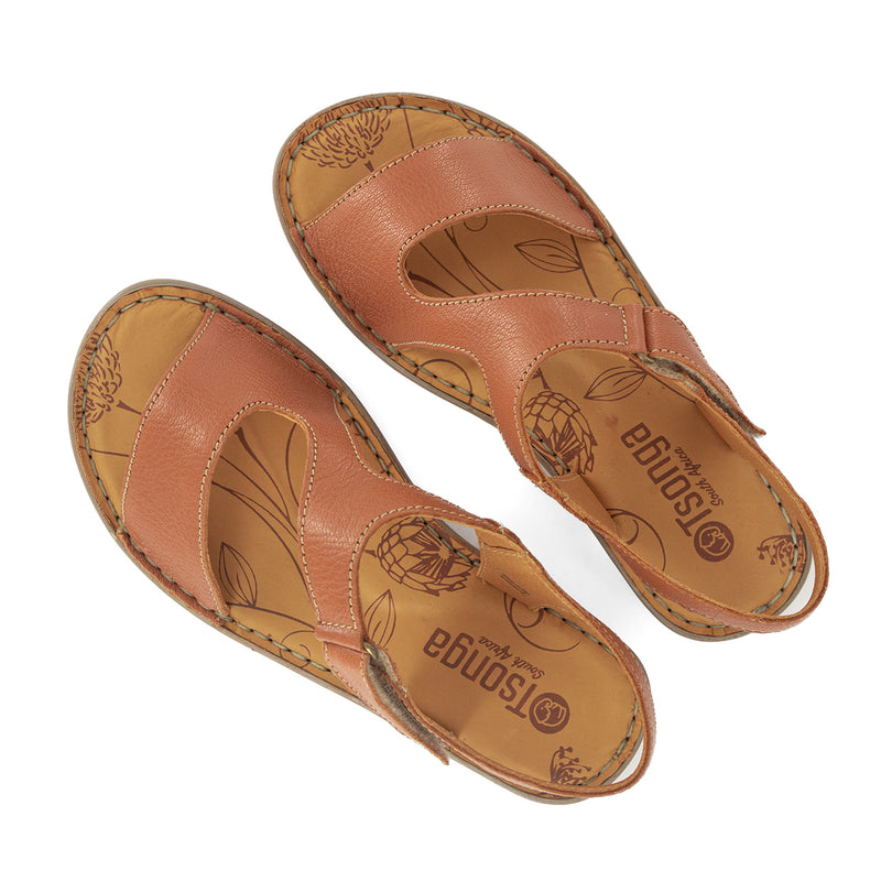 Bazaruto : Ladies Leather Sandal in Oak Cayak