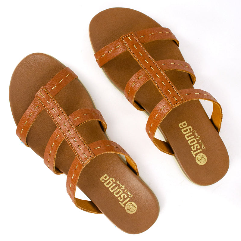 Zuwarah : Ladies Leather Sandal in Oak Cayak