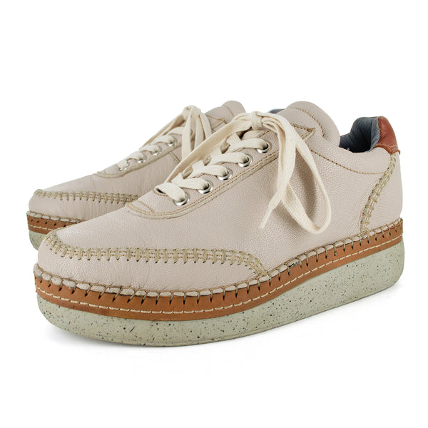 Accra : Ladies Leather Platform Sneaker in Cream Cayak