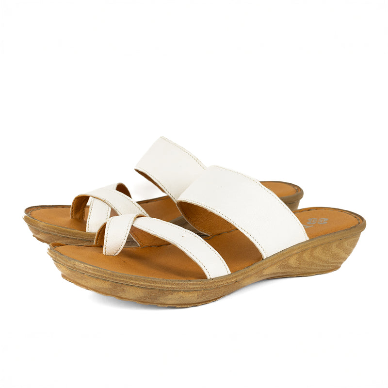 Tutume : Ladies Leather Tslops Wedge Heel Sandals in White Nappa