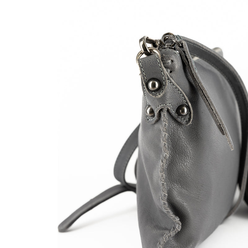 Rantu : Ladies Leather Crossbody Handbag in Ematite Ontario
