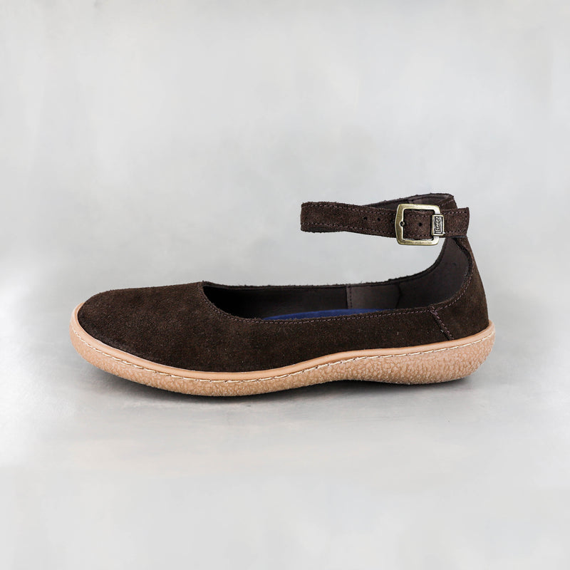 Magazini : Ladies Suede Shoe In Choc Suede