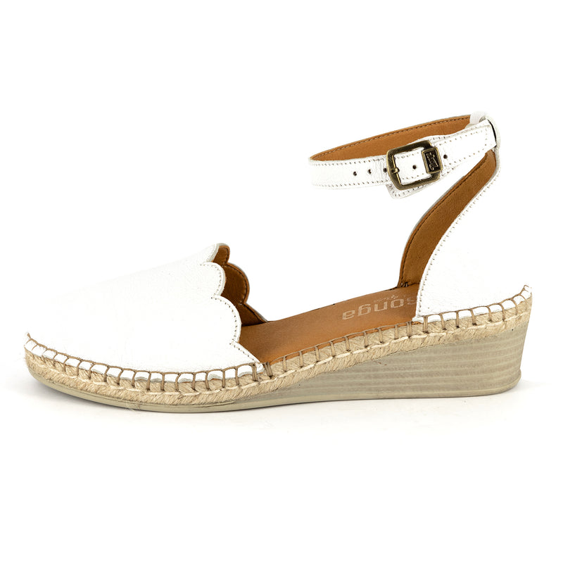 Inkantolo : Ladies Leather Wedge Espadrille in White Cayak