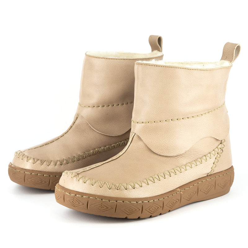 Ukumangala : Ladies 100% Wool-Lined Leather Short Boot in Gravel Vintage