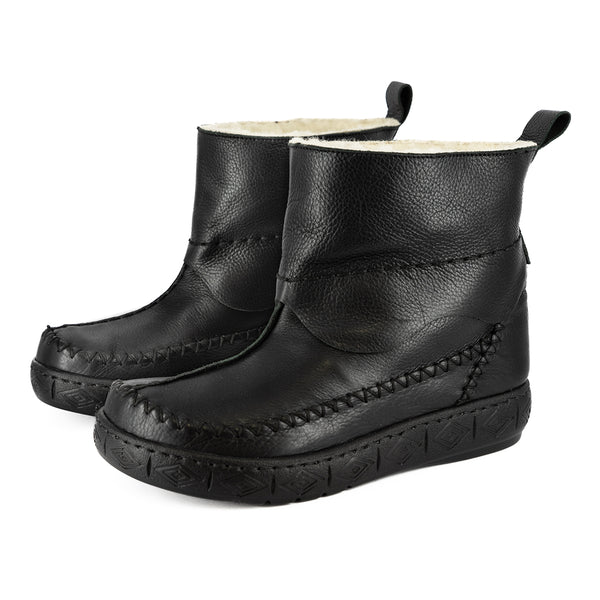 Ukumangala : Ladies 100% Wool-Lined Leather Short Boot in Black Delta