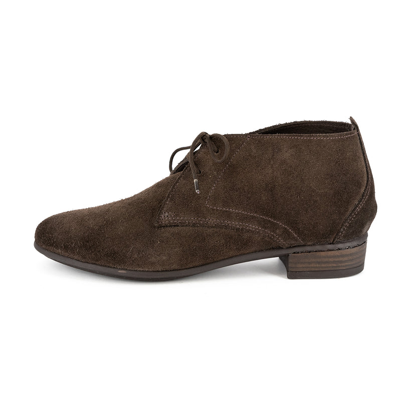 Ukweqa : Ladies Suede Shoe in Choc Madrid