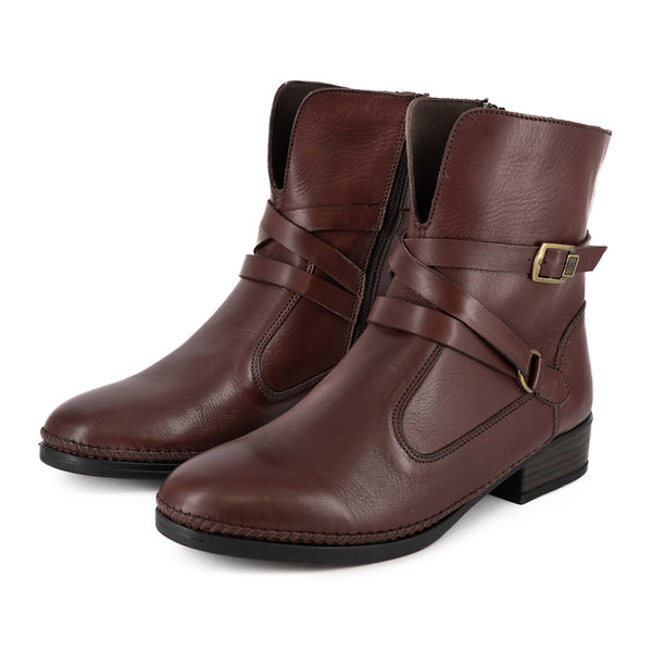 Kokumo : Ladies Leather Ankle Boot in Raisin Relaxa