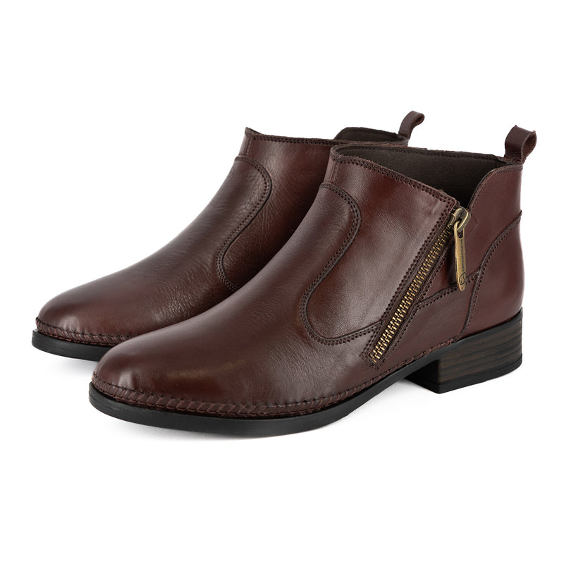 Outlet Norakei : Ladies Leather Ankle Boot in Raisin Relaxa