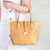 Azetha : Ladies Leather Shopper Handbag in Camel Vintage
