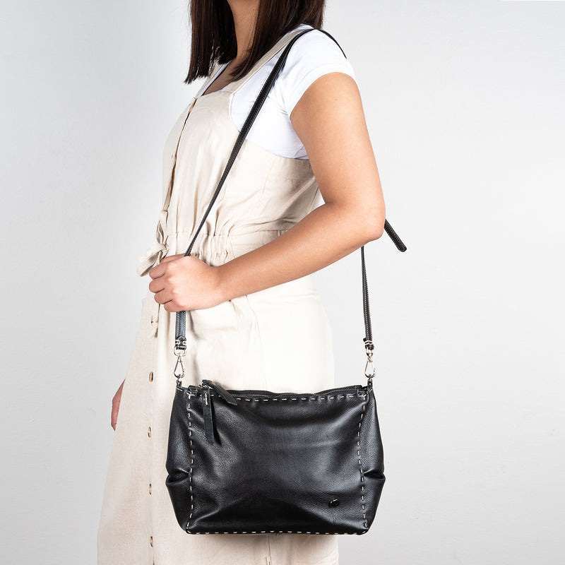 Gabi : Ladies Leather Crossbody Handbag in Black Delta