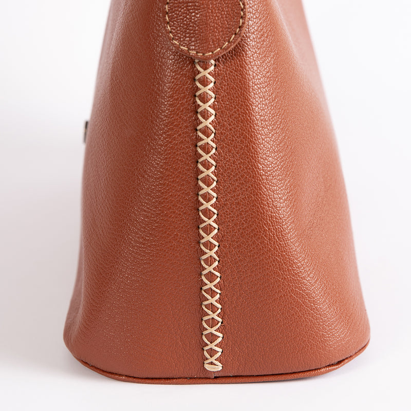 Thina : Ladies Leather Shopper Handbag in Suede Cayak