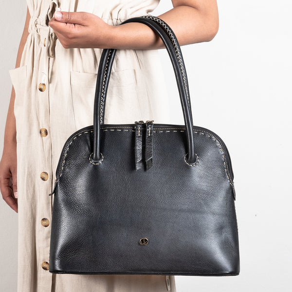 Thina : Ladies Leather Shopper Handbag in Black Delta