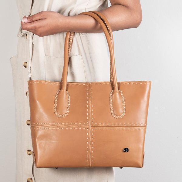 Frye lucy 2024 leather tote